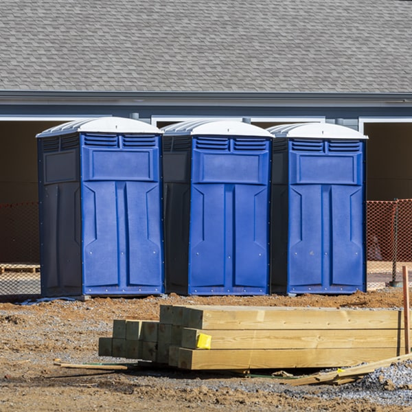 what is the cost difference between standard and deluxe portable toilet rentals in Gilbert LA